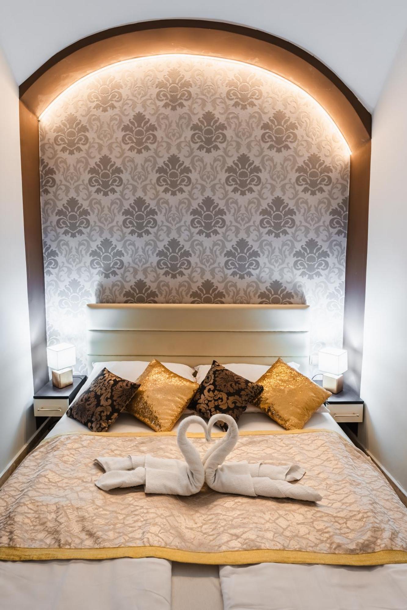 Melior Szallo Bed & Breakfast *
