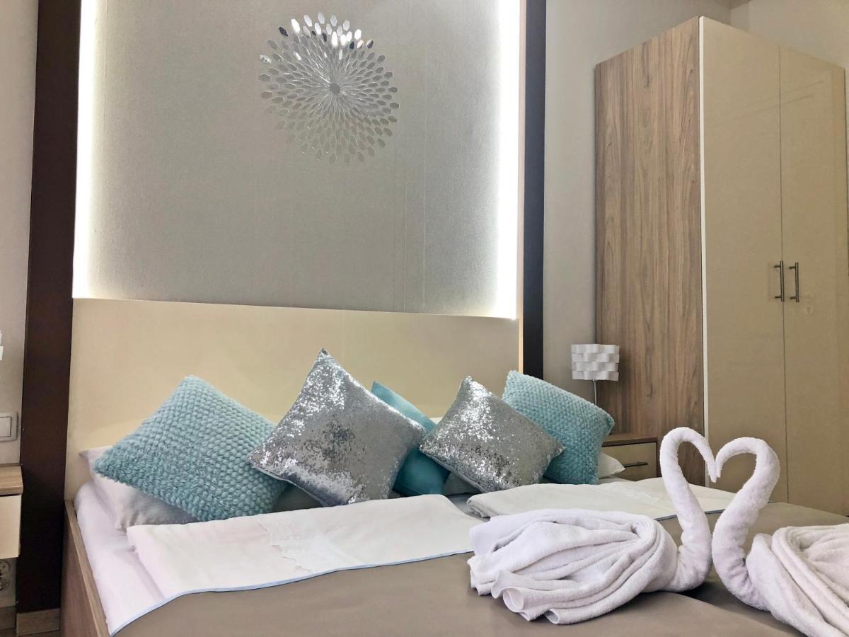 Melior Szallo Bed & Breakfast *